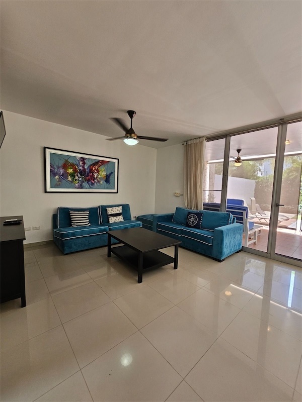 casas vacacionales y villas - Venta de Villa totalmente amueblada en Playa Nueva Romana, 324.99 Ms2 solar 4