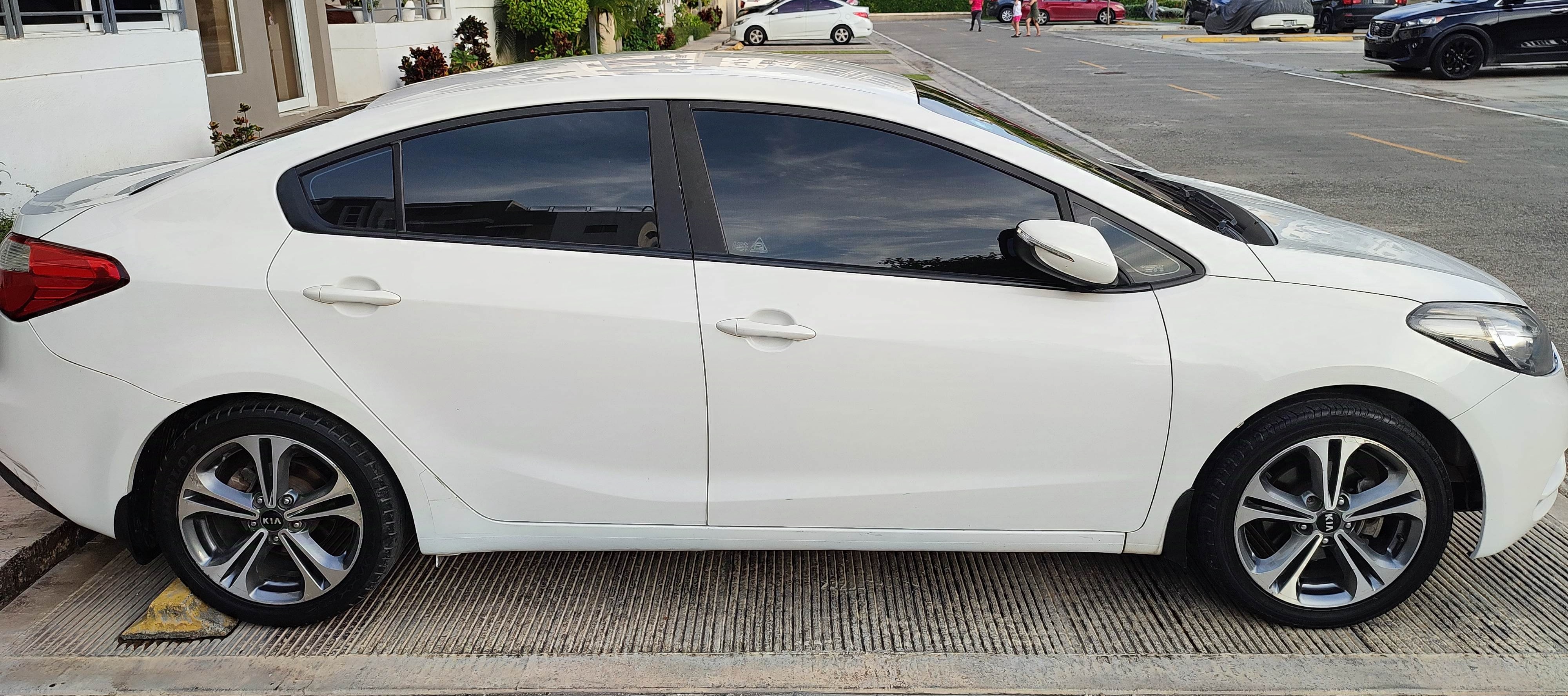 carros - Kia Cerato (Forte) 2017, Motor Dohc 7
