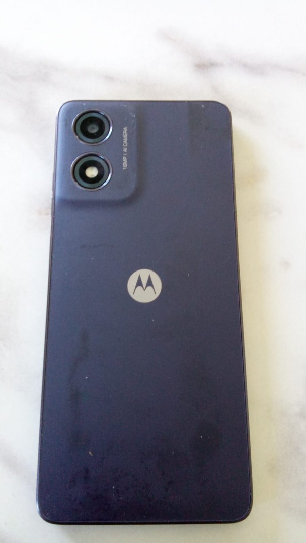 celulares y tabletas - Moto G04 de 128 gb poco uso forro y proctector de pantalla usado