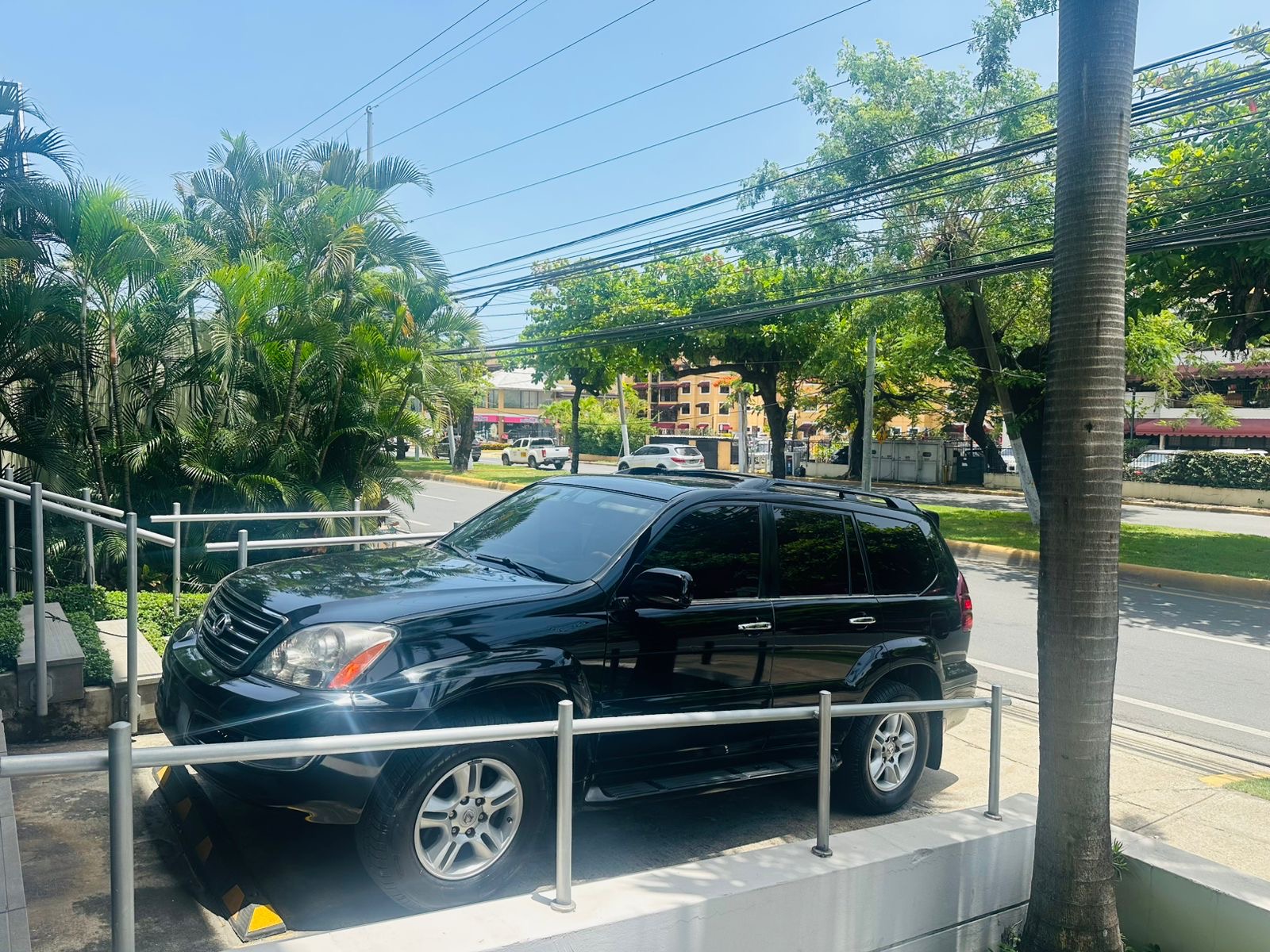 jeepetas y camionetas - Se vende Lexus GX470 2007