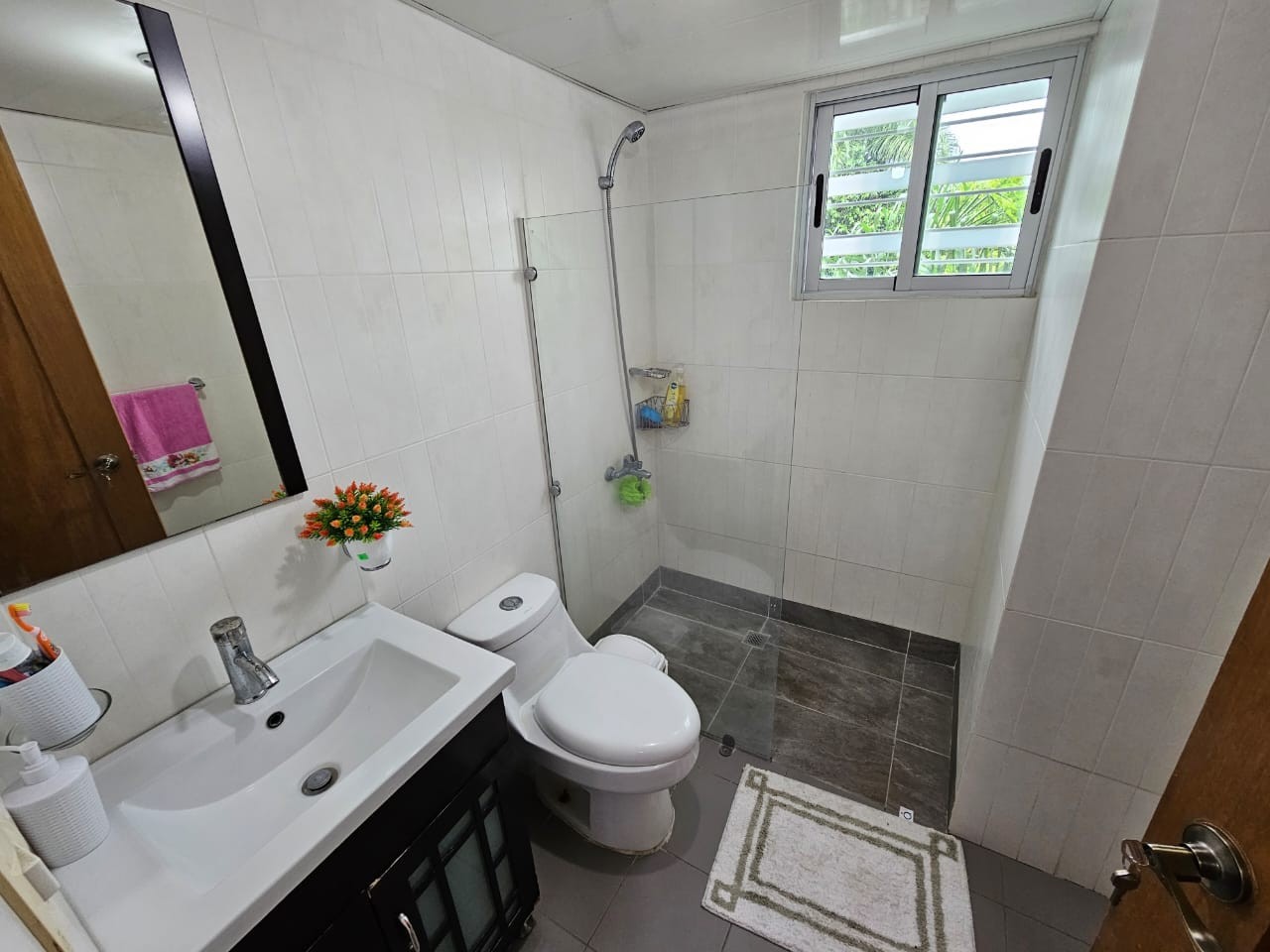 apartamentos - Se vende apartamento en La Republica de Colombia 2