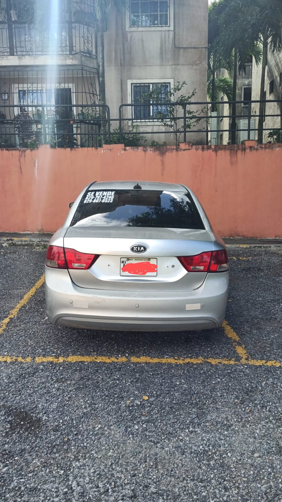 carros - Kia Lotze Gris año 2009 en venta 0