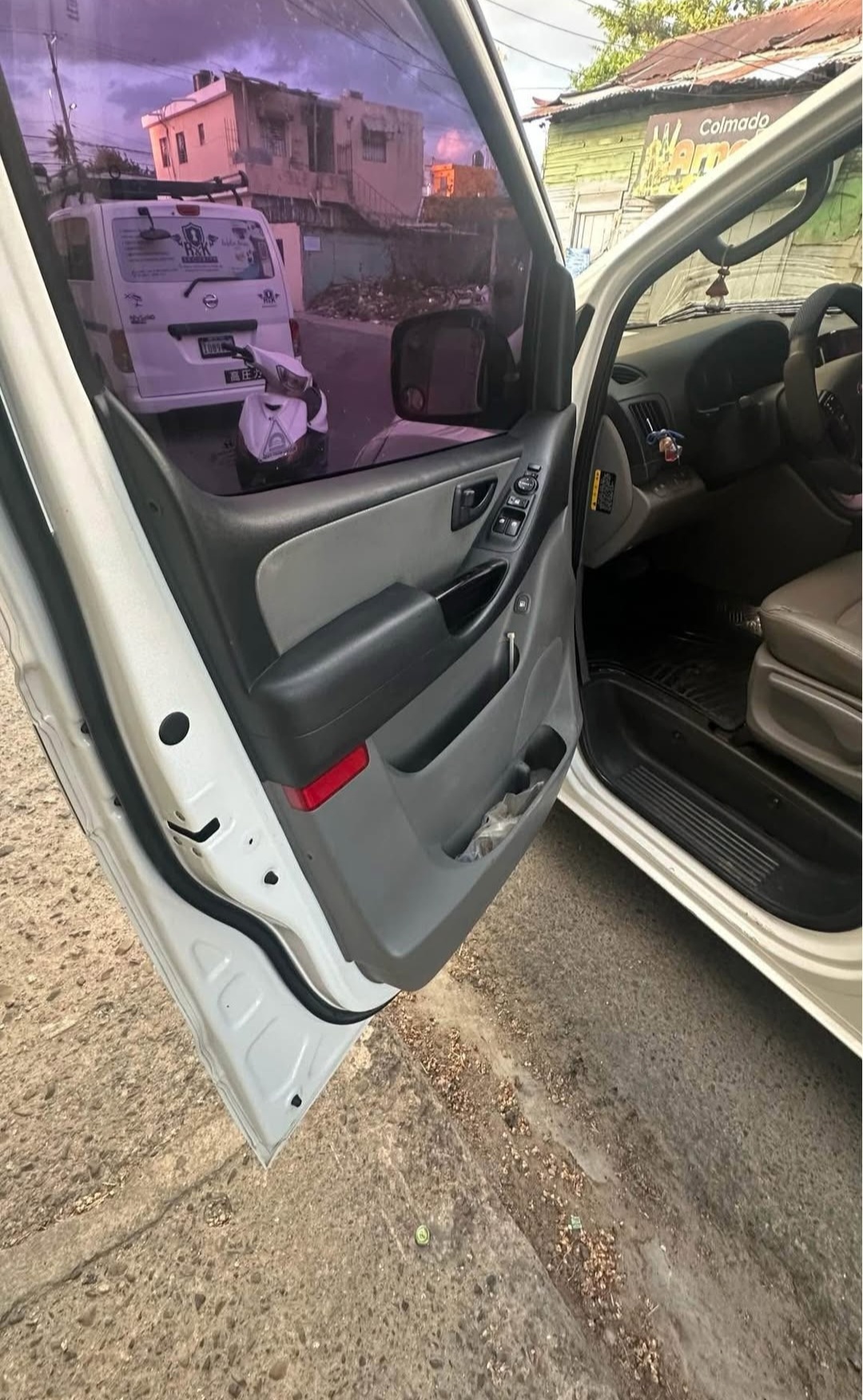 jeepetas y camionetas - Hyundai Starex 2018 7