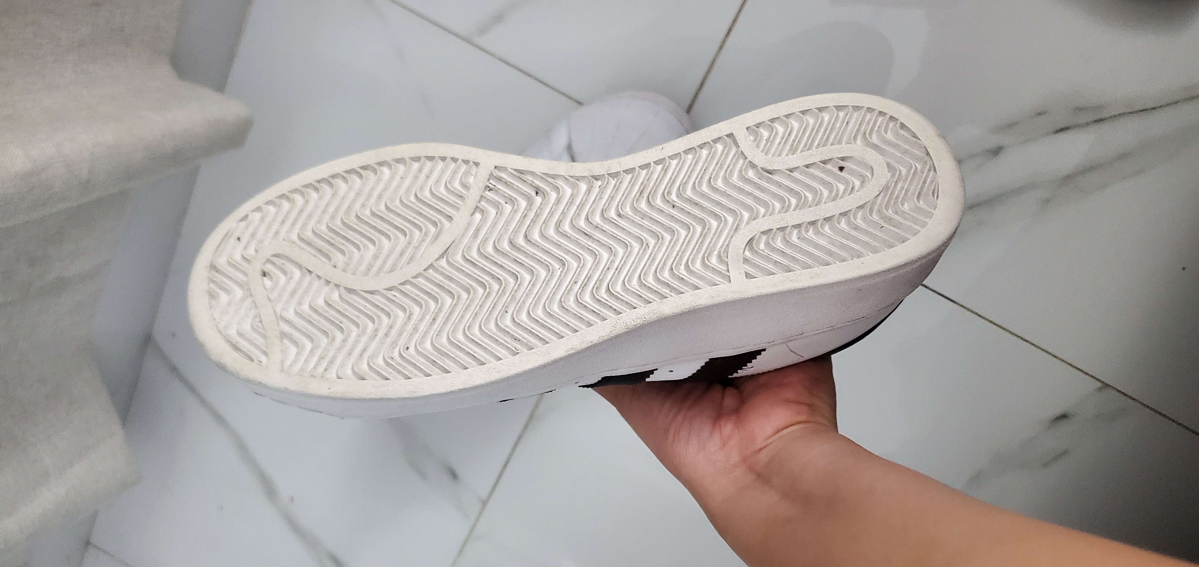 ropa y zapatos - Tenis adidas #9 1