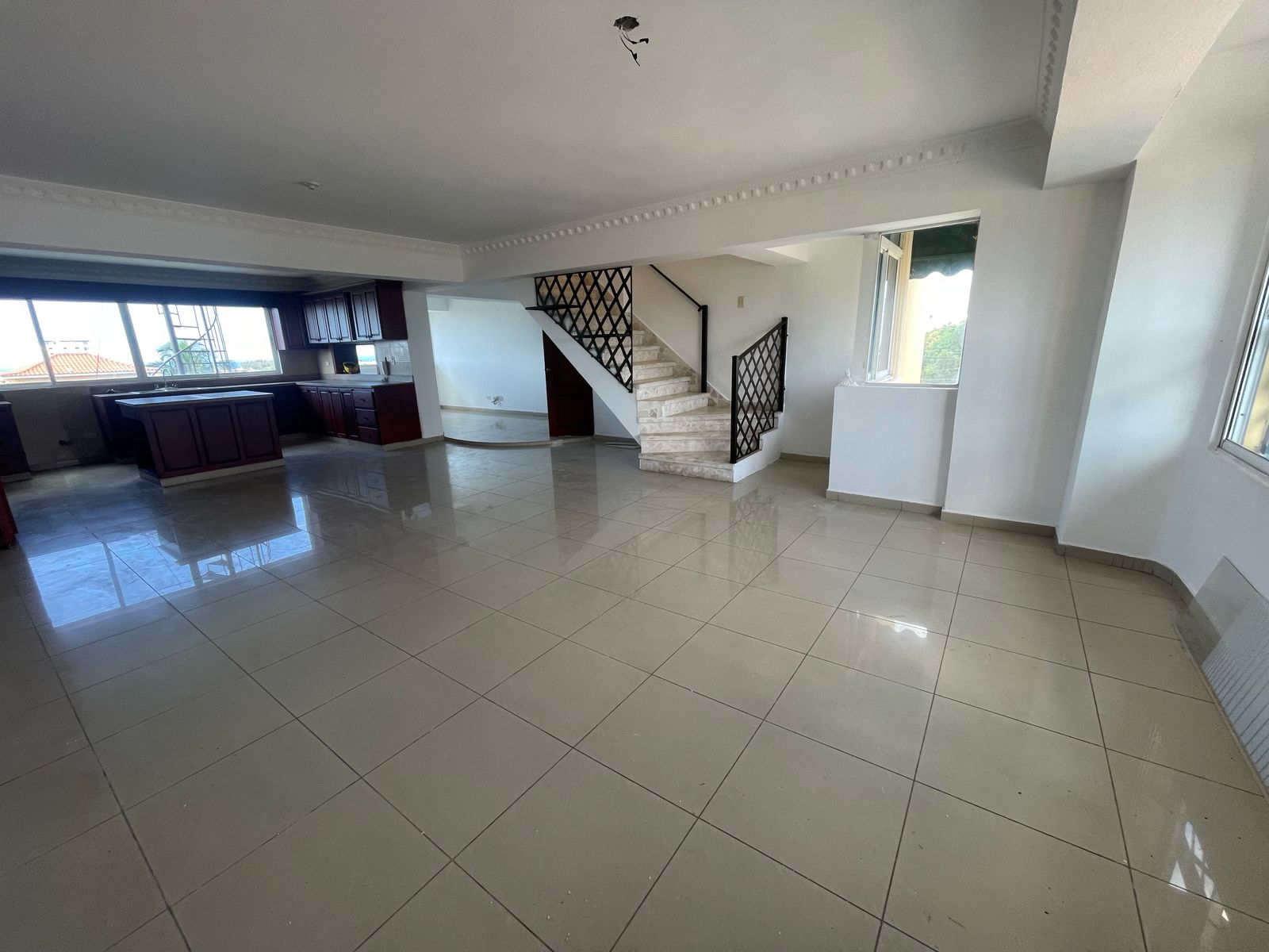 apartamentos - PENTHOUSE EN VENTA REPARTO LOS TRES OJOS CENTRICO  4