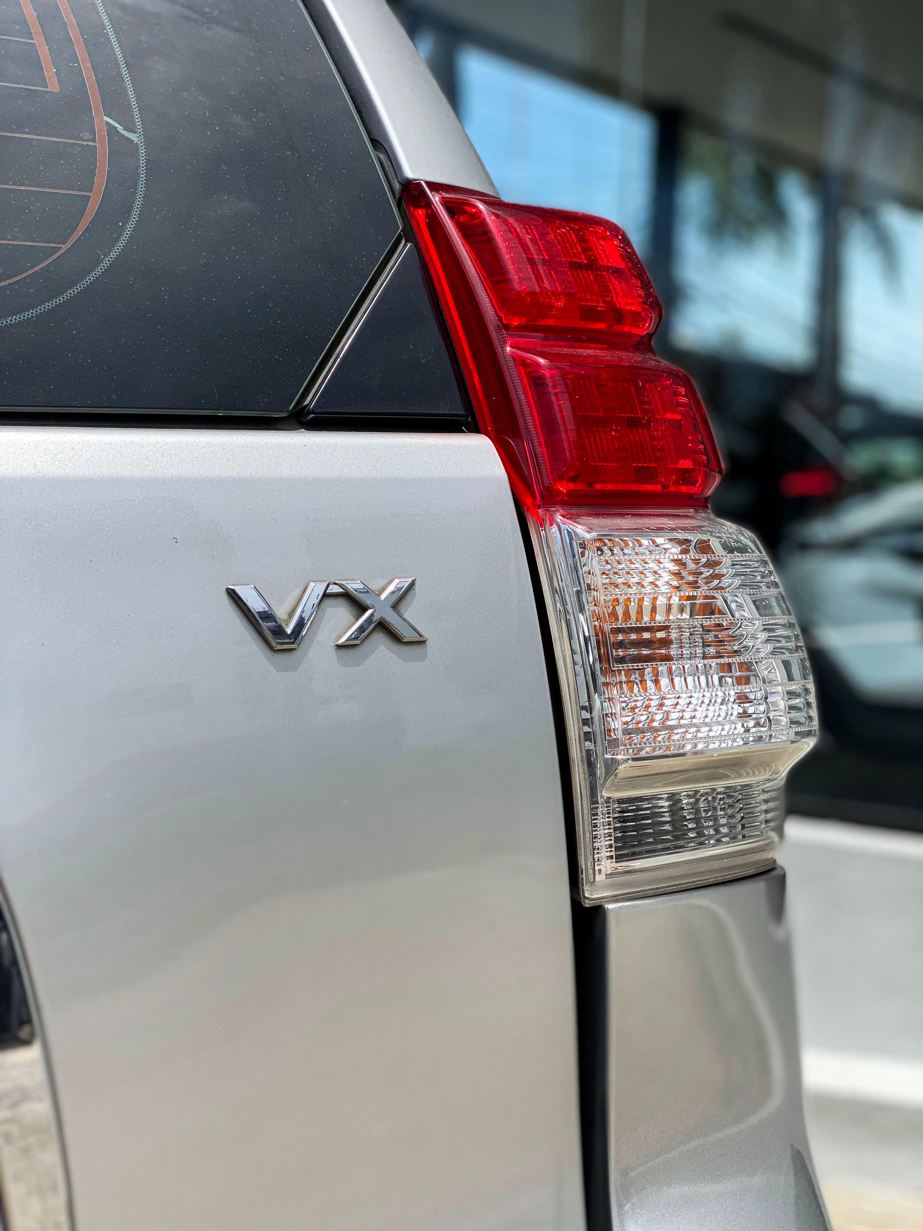 jeepetas y camionetas - Toyota Land Cruiser Prado VX 2010 
NO IMPORTA EL CRÉDITO 9