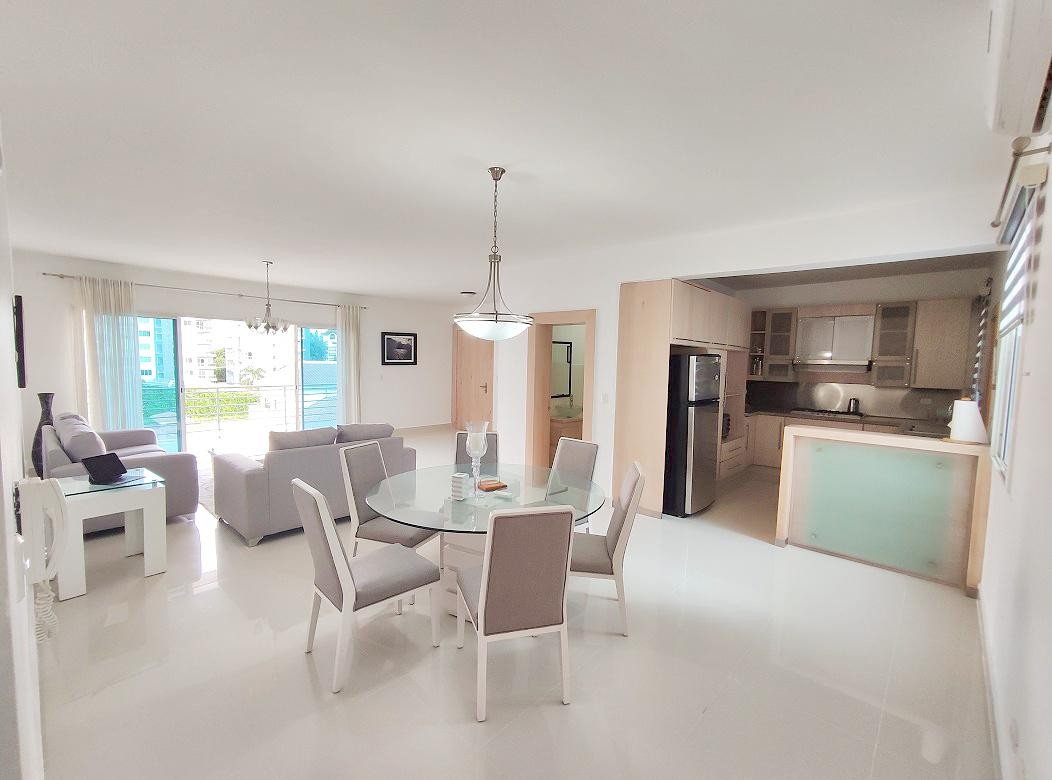 apartamentos - Apartamento 6to Nivel con 225 Mts2 en La Esmeralda  3