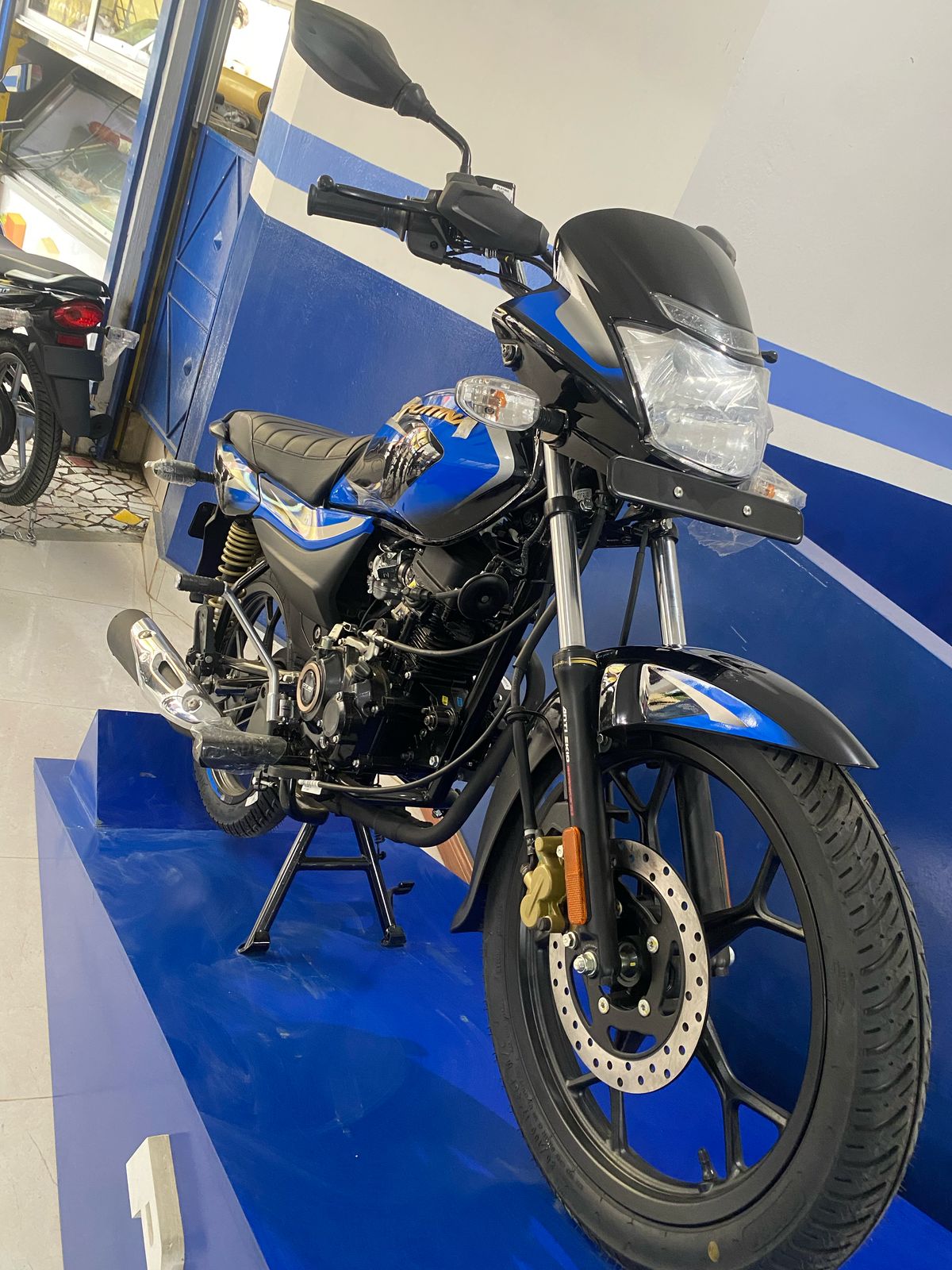 motores y pasolas - BAJAJ PLATINA 125cc 1