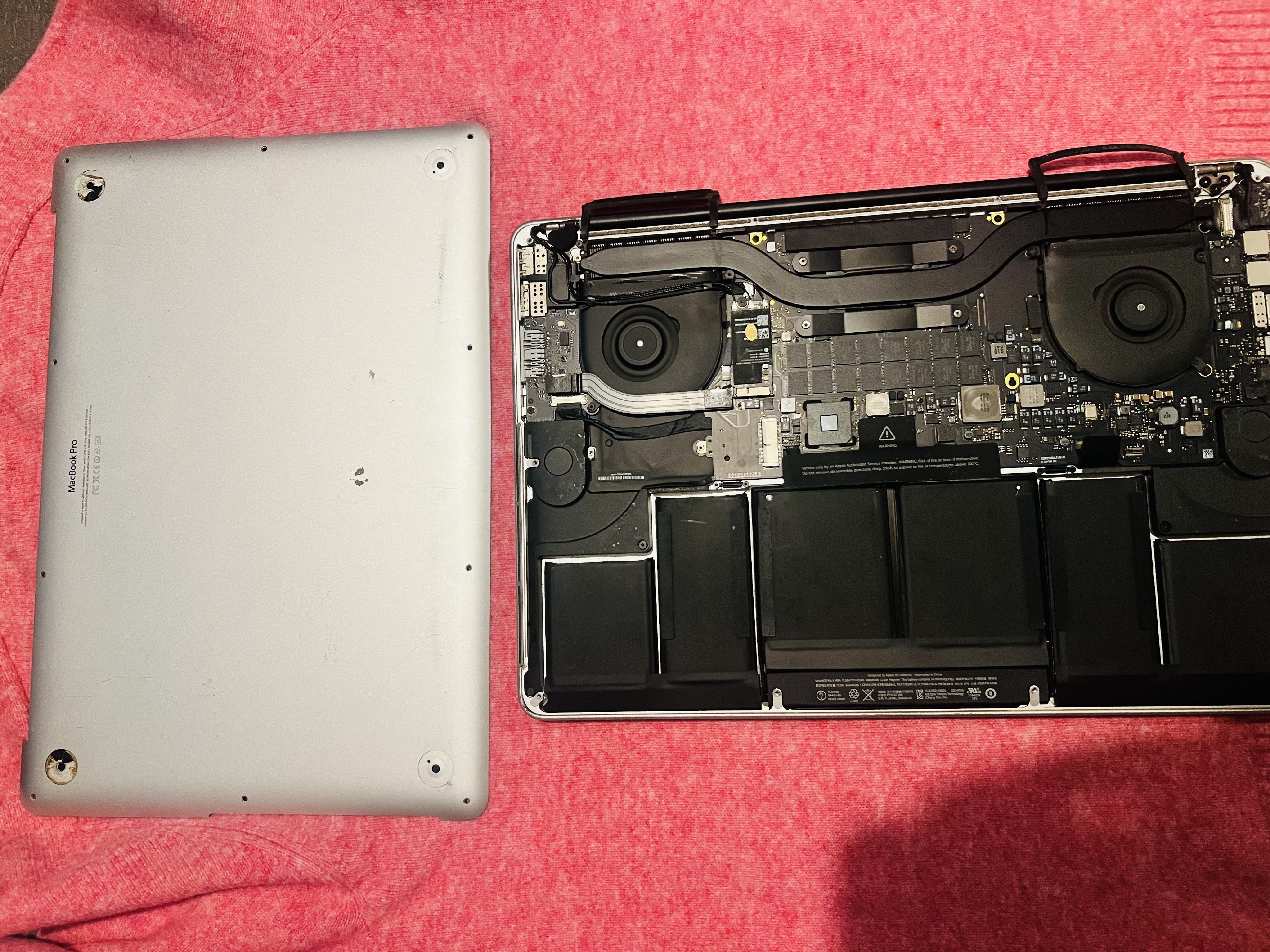 computadoras y laptops - Mac Pro A1398 para piezas pantalla mala  4