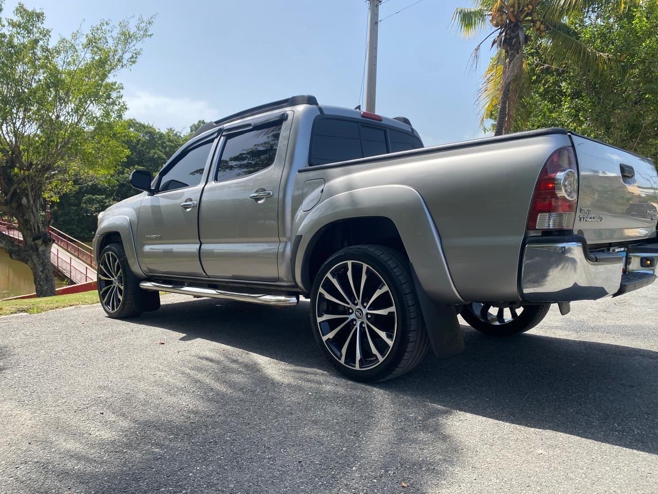 jeepetas y camionetas - financiamiento disponible vía banco o financiera  4