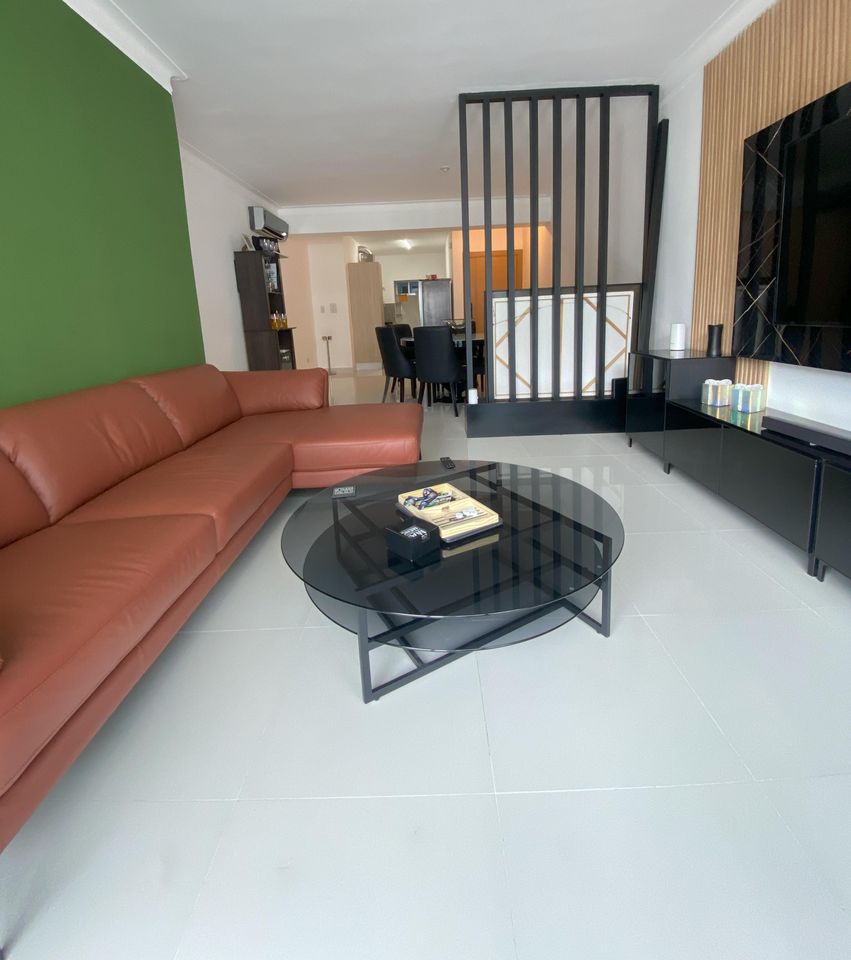 apartamentos - Apartamento remodelado de 3 habitaciones el millón 0