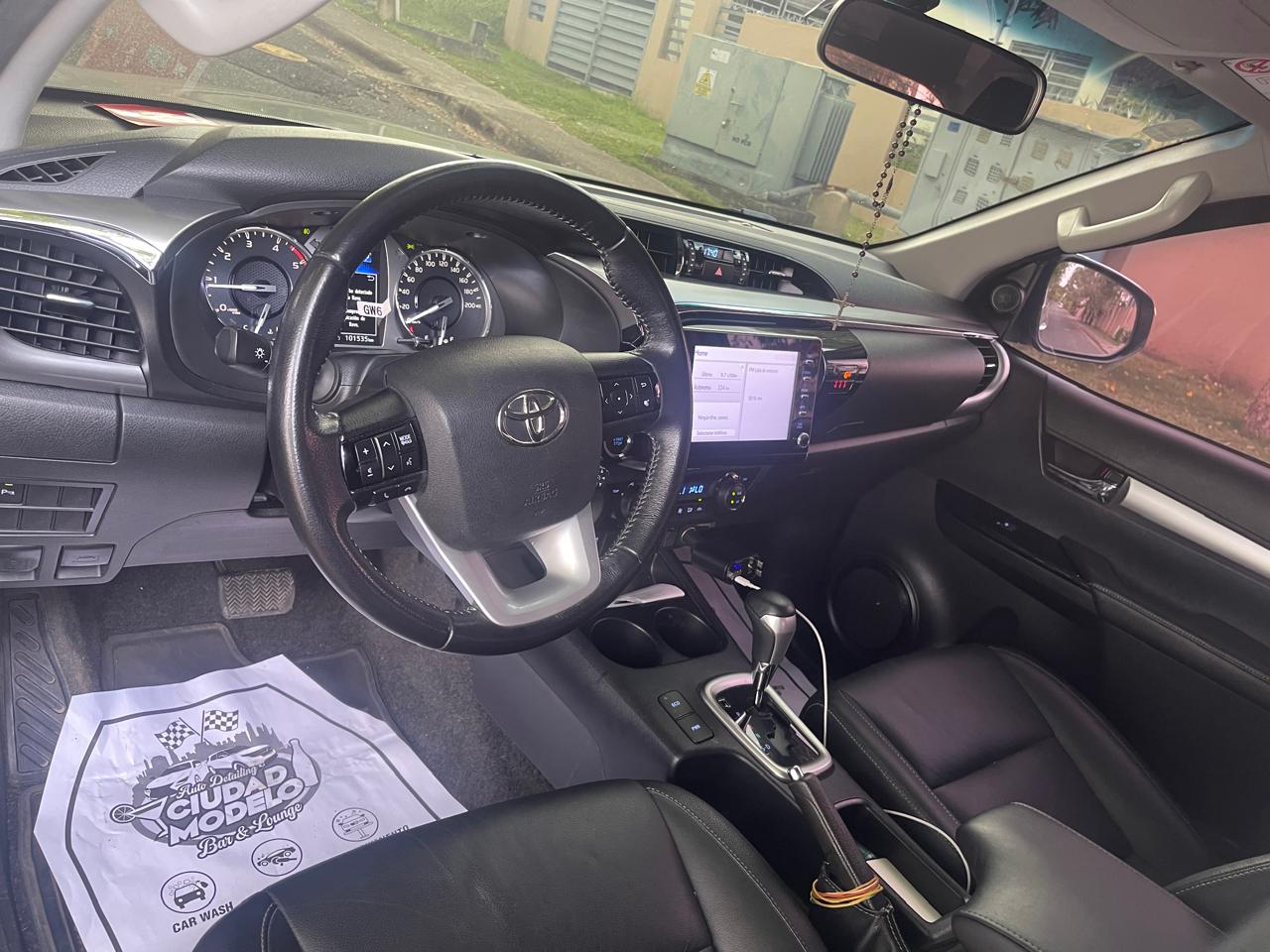 camiones y vehiculos pesados - VENDO HILUX LIMITED 2023 9