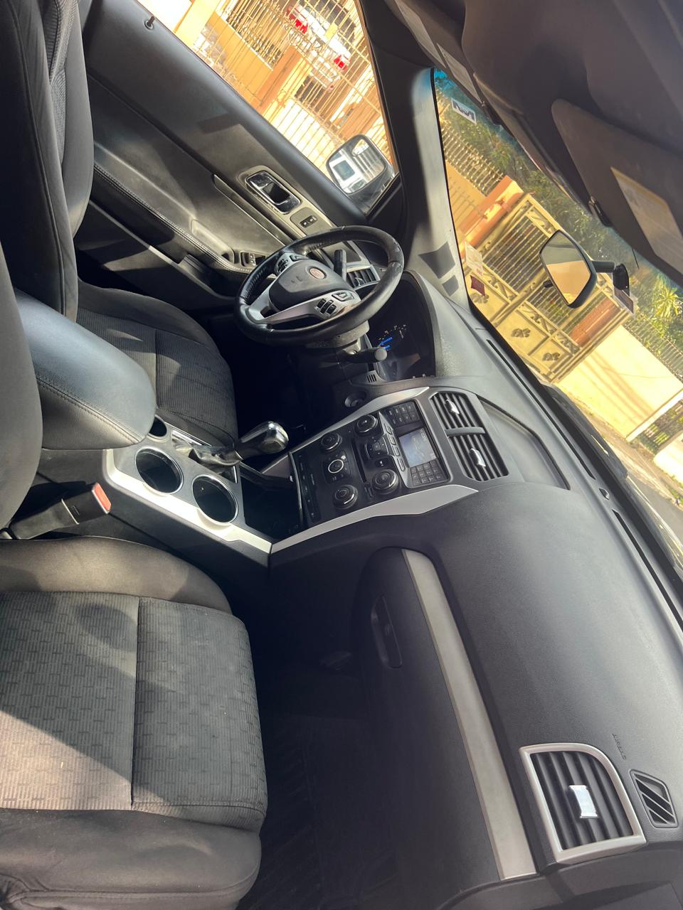jeepetas y camionetas - Vendo Ford explorer XLT 2011 1
