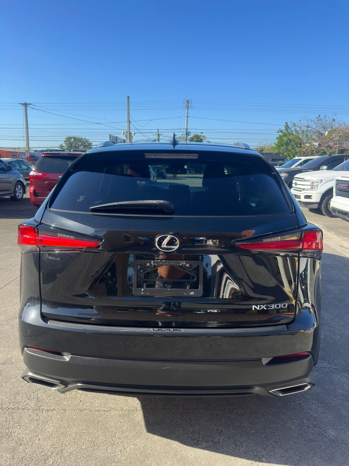 jeepetas y camionetas - 2019 Lexus NX300  4x4  9