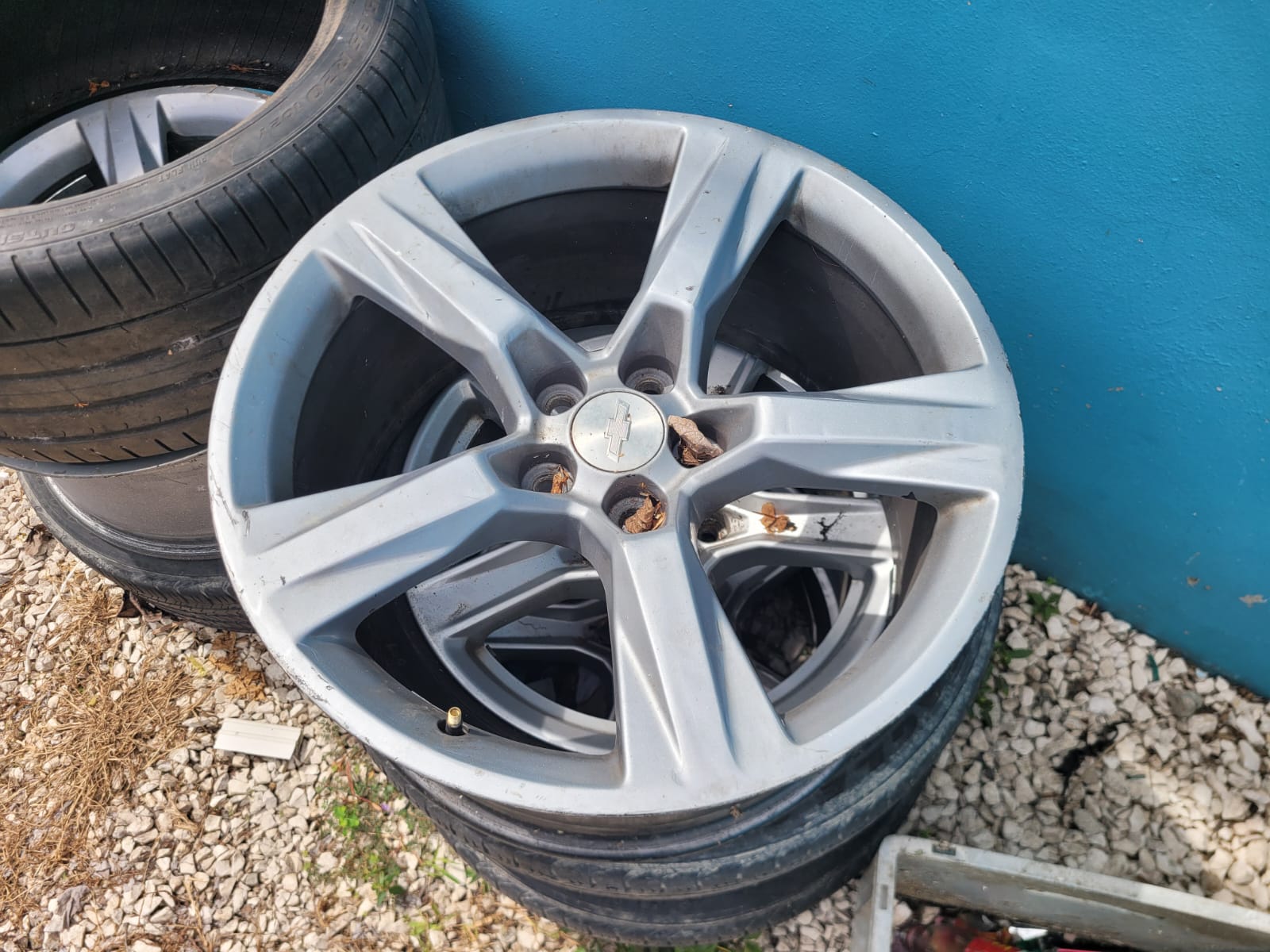 otros vehiculos - Gomas y Aros para Camaro, # 18 y 20 1