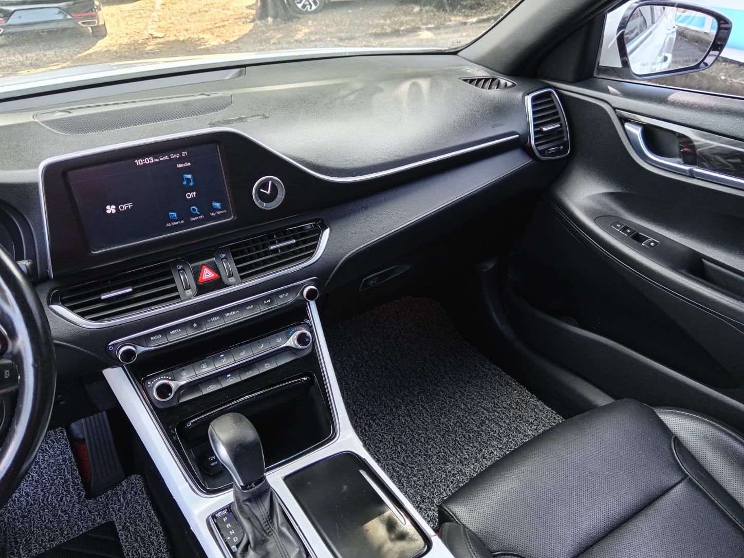 carros - HYUNDAI GRANDEUR 2018 BLANCO 5