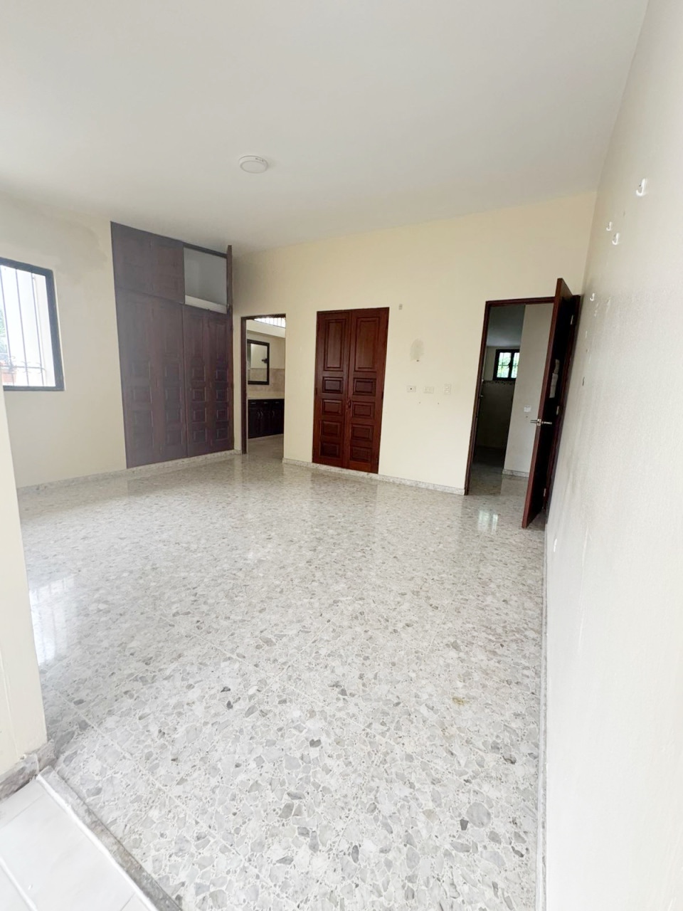 casas - Propiedad céntrica en Alquiler  2