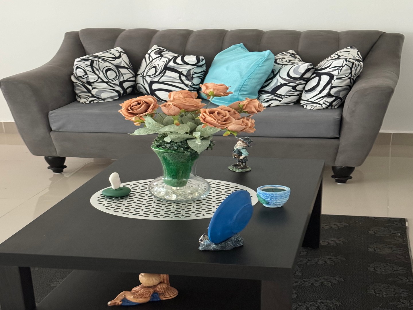 muebles y colchones - VENDO JUEGO DE MUEBLE EN EXCELENTE CONDICIONES Y PRECIO.