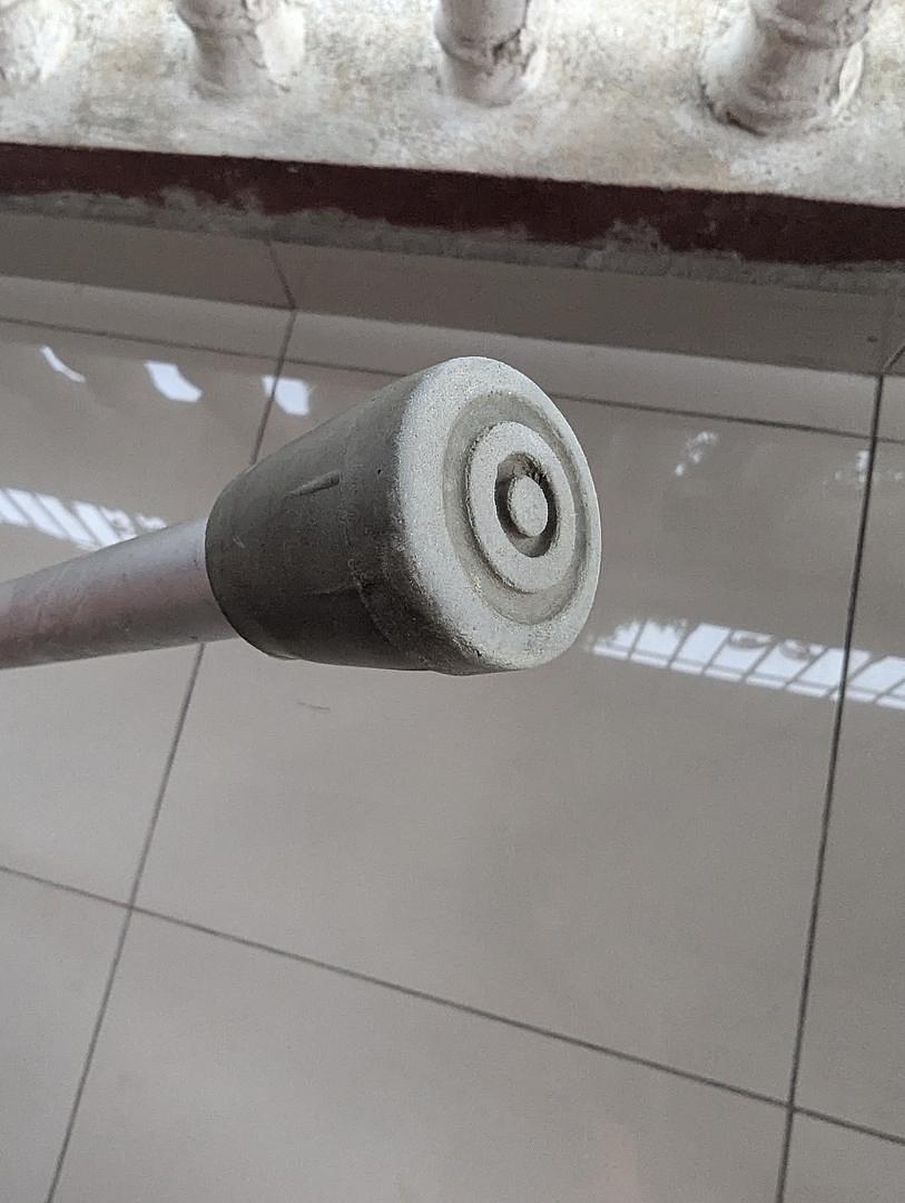 deportes - BASTON EN ACERO INOXIDABLE EXTENSIBLE
BASTON PLEGABLE EN METAL
BASTON PARA CIEGO