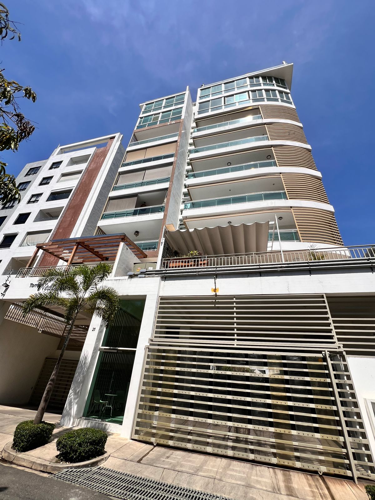 apartamentos - Apartamento en venta Amueblado , Piso Alto  VERGEL 0