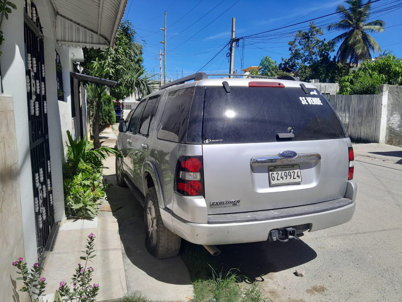 jeepetas y camionetas - VENDE FORD EXPLORER 2010