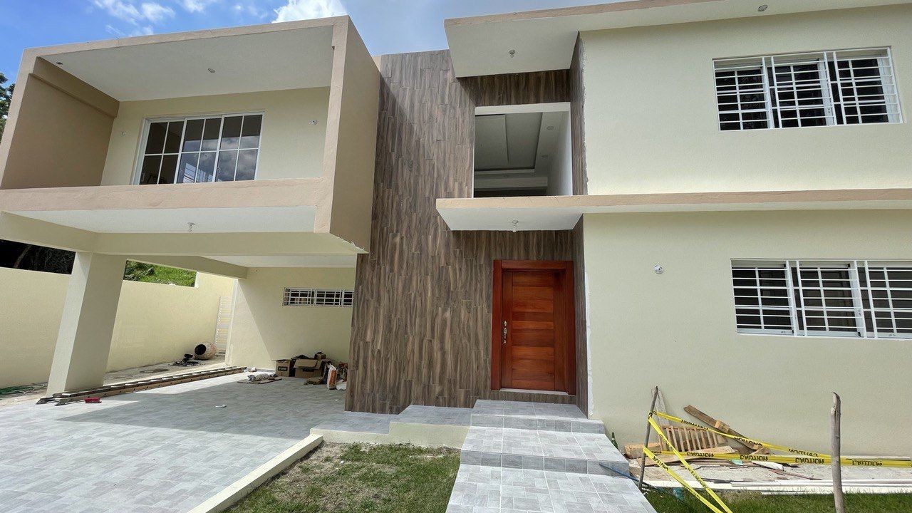 casas - Altos de Arroyo Hondo lll moderna casa de 5 habitaciones  4