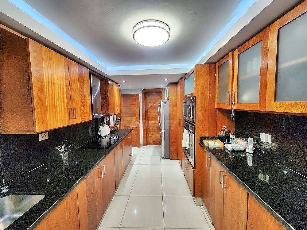 casas - CASA PANELES SOLARES REPARTO TAVAREZ OESTE STGO. 1