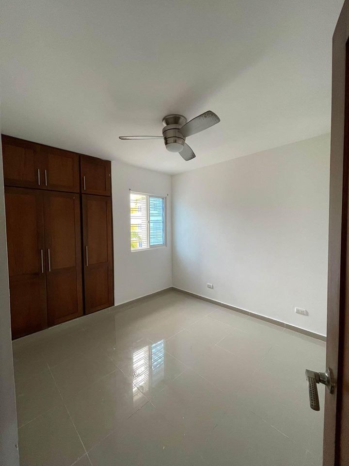 apartamentos - Apto Residencial Gabriel con 106 mts, 3er nivel 4