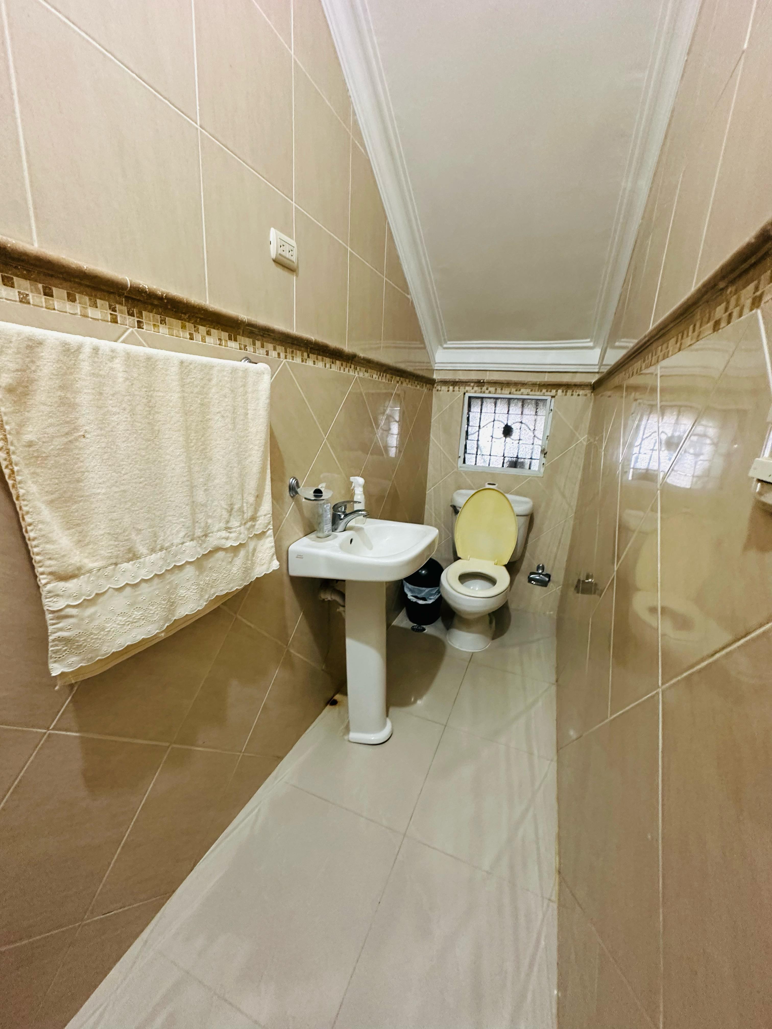casas - CASA EN VENTA EN JARDINES DEL ESTE, SANTIAGO. 5
