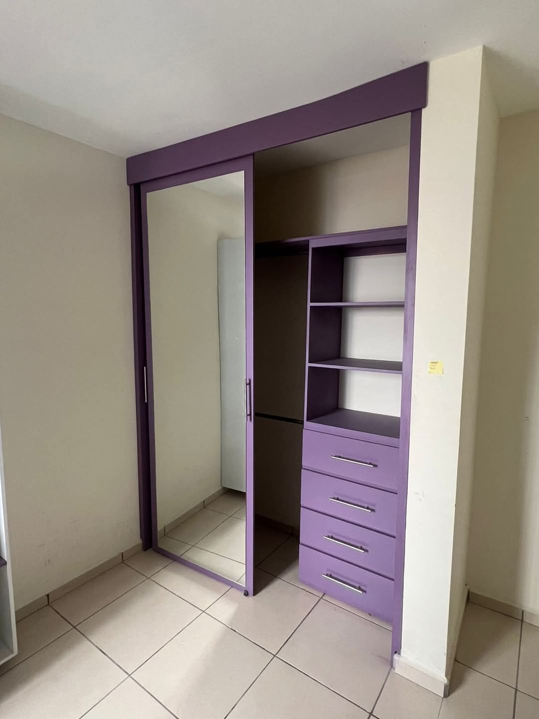 muebles y colchones - Ropero inclustado  1