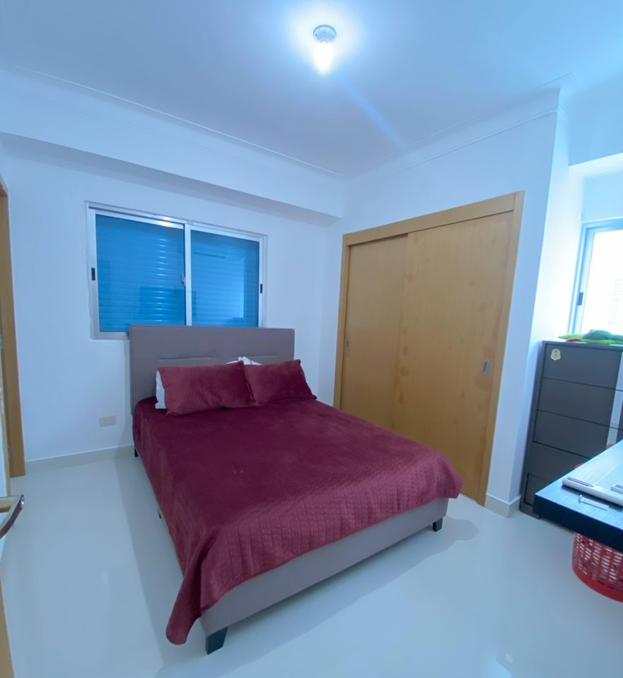 apartamentos - Apartamento remodelado de 3 habitaciones el millón 1