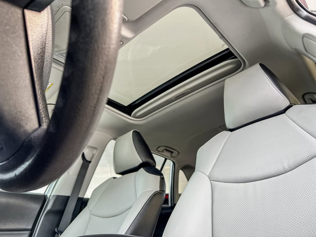 jeepetas y camionetas - TOYOTA RAV4 XLE - Año 2023 - ✅💯❗◀️❗️Color gris original de fábrica 👍🚗🧾👌 3