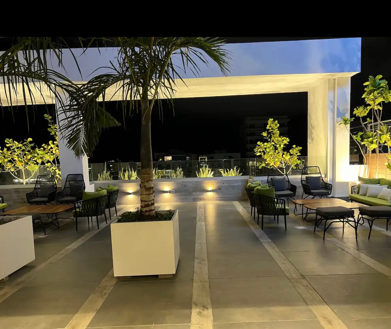 apartamentos - Moderno apartamento con muy poco uso/amueblado- Venta sin intermediarios!  9