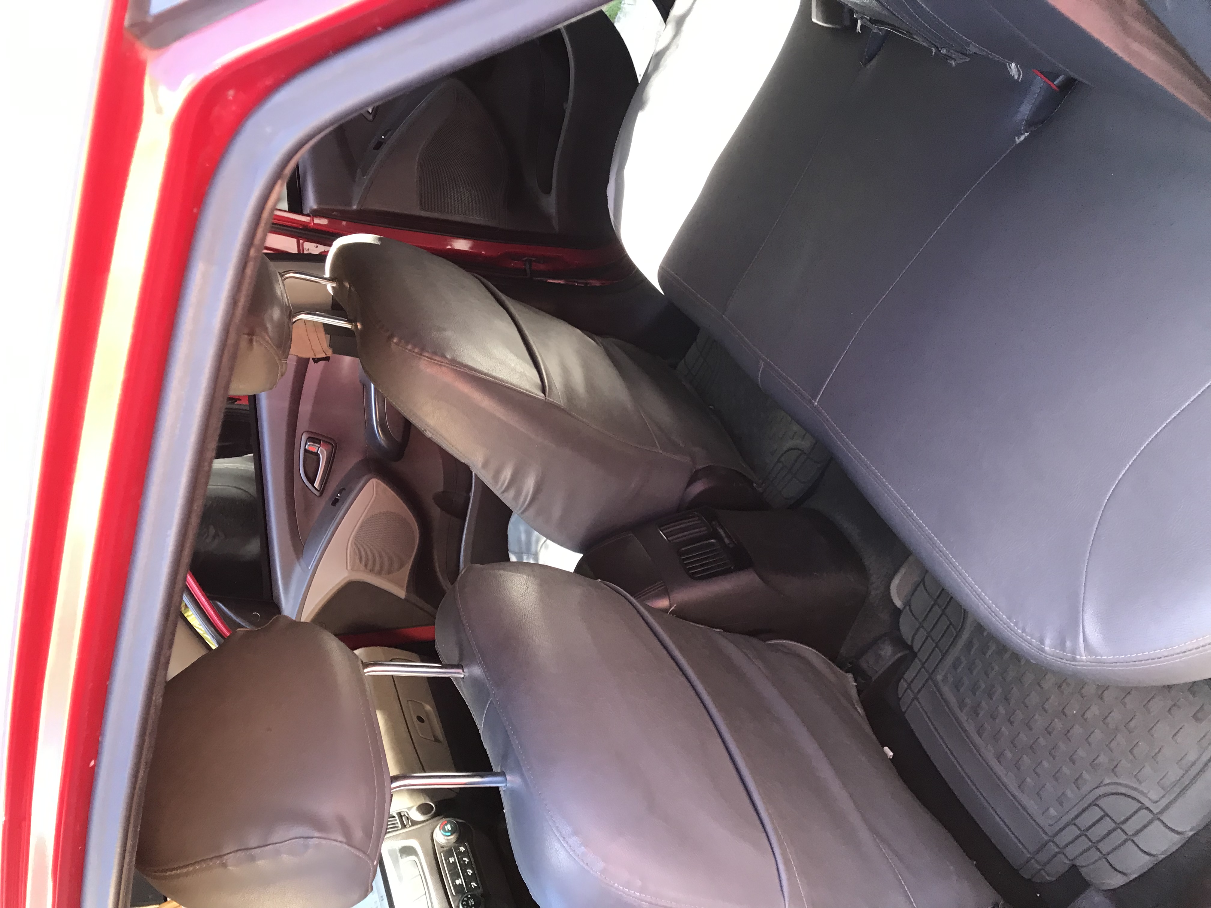 jeepetas y camionetas - Se vende Hyundai tucson año 2014  7