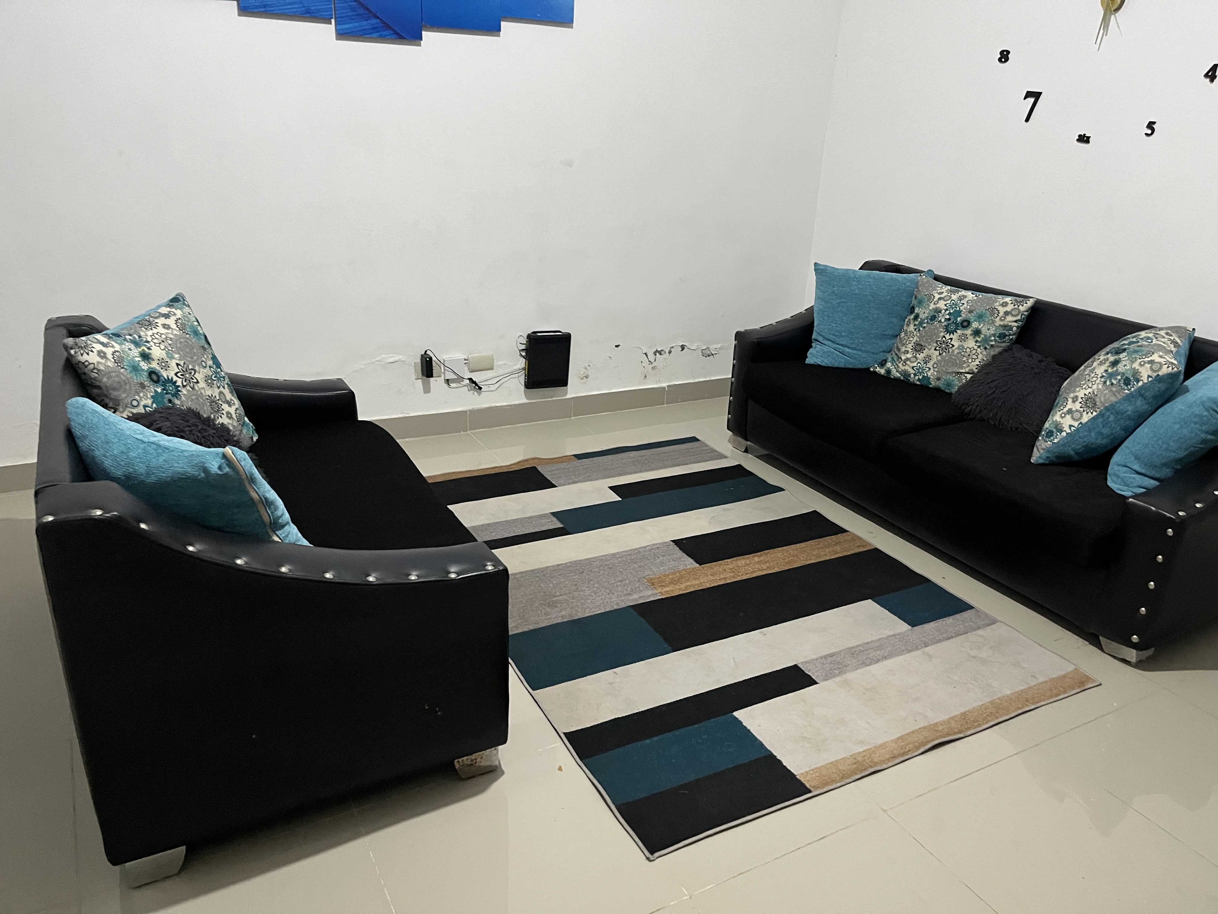 muebles y colchones - Juego de sala en venta (incluye alfombra y cortina 3