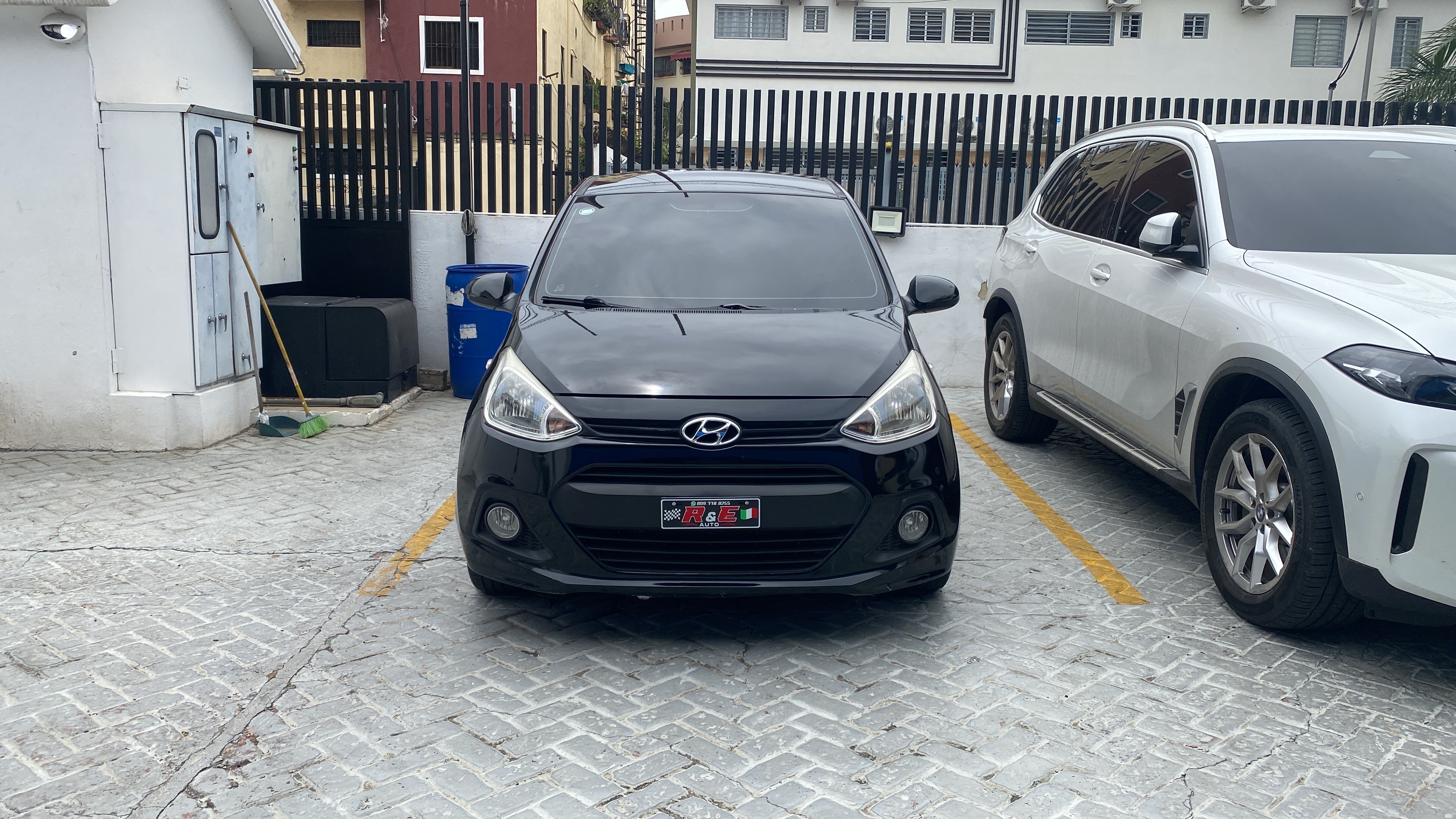 carros - Hiunday i10 muy buenas condiciones