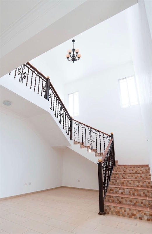 apartamentos - Venta de penthouse en Juan Dolio de 318mts con piscina zona turística 2