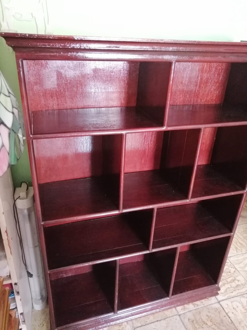 muebles y colchones - Estante/Libreo de Caoba 2