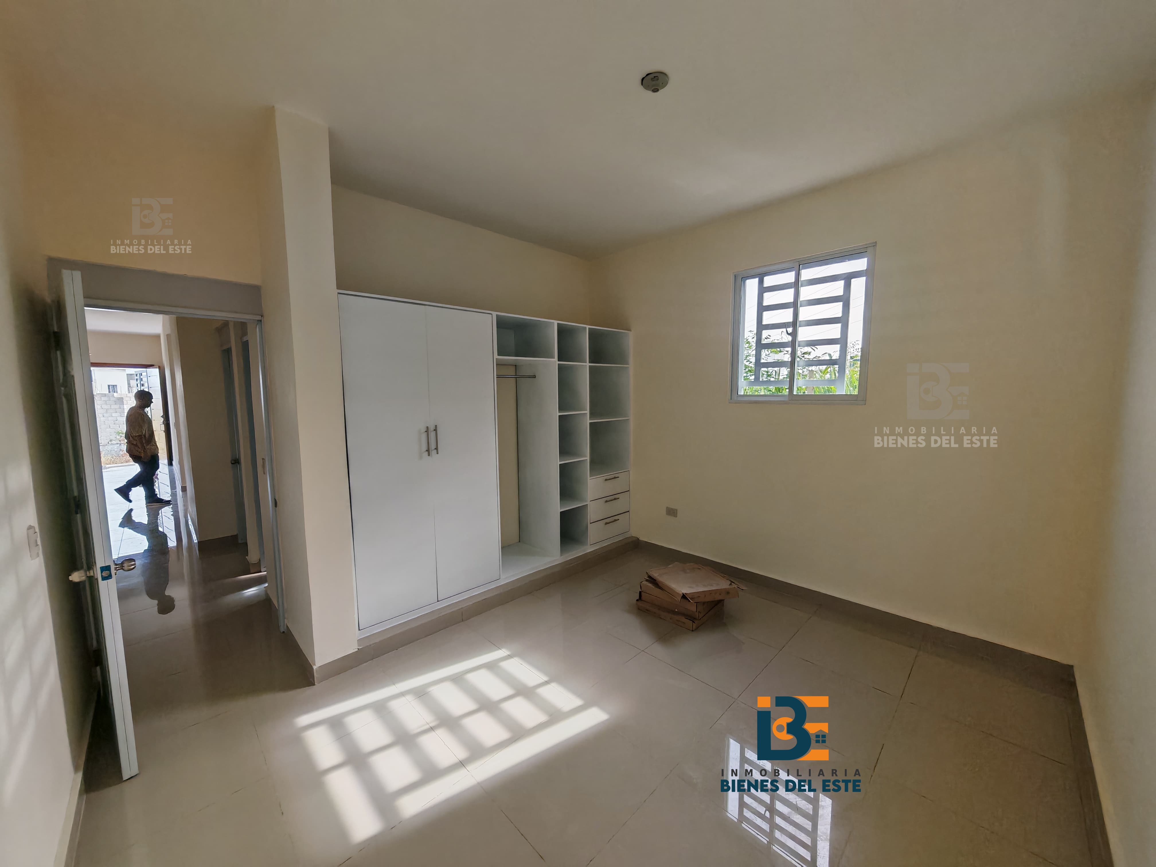 casas - Se Vende Vivienda Nueva, con mucho Patio en SPM. 8