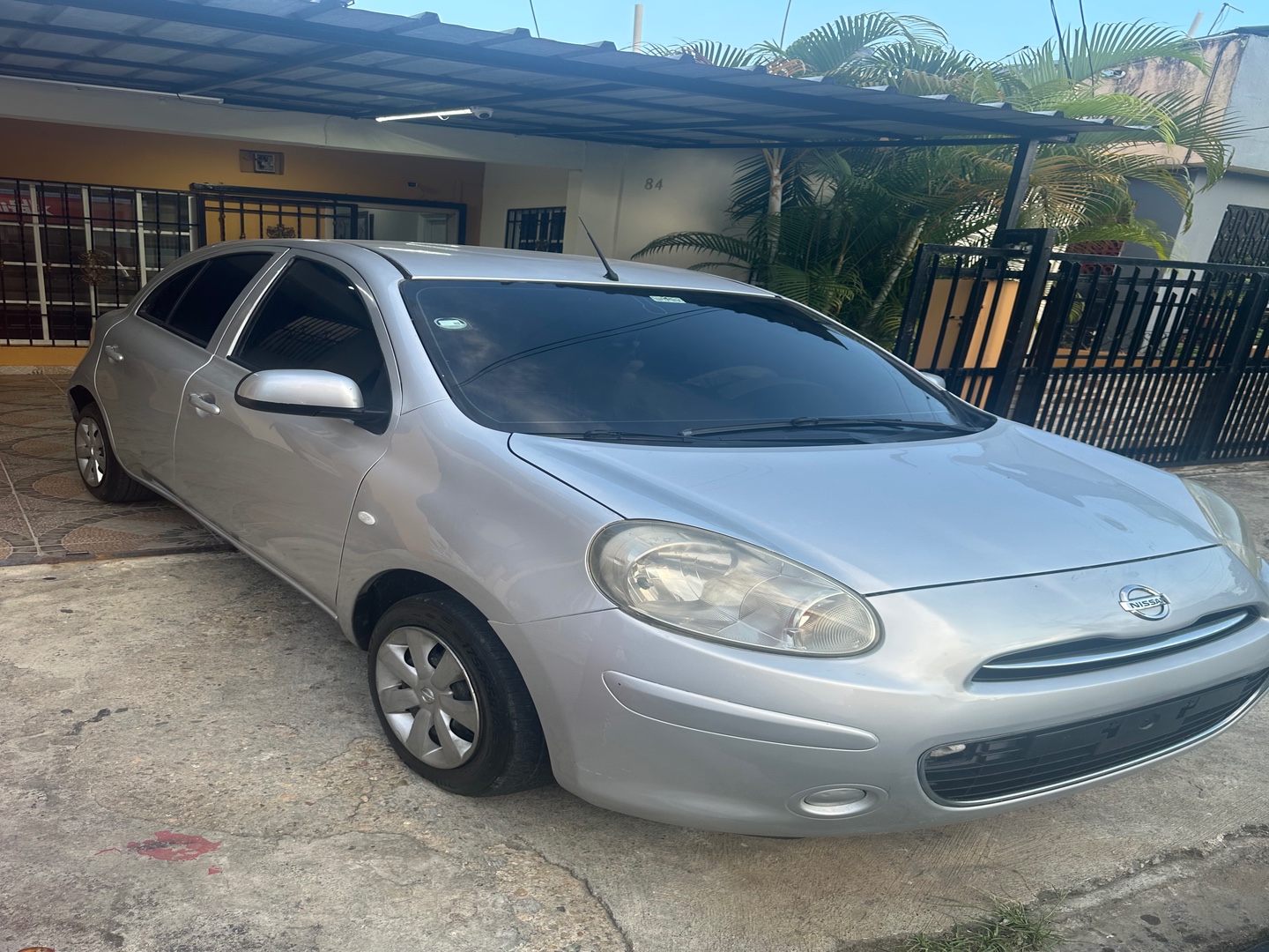 carros - Nissan March 2014 Negociable  9