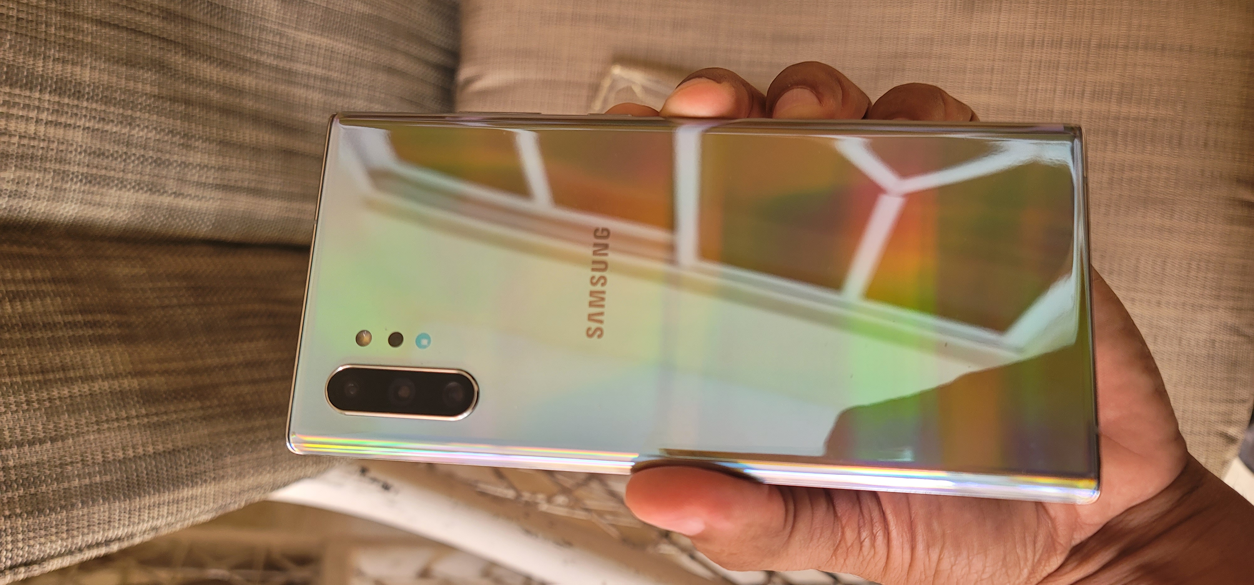 celulares y tabletas - Samsung Note 10 plus. Totalmente nuevo 2