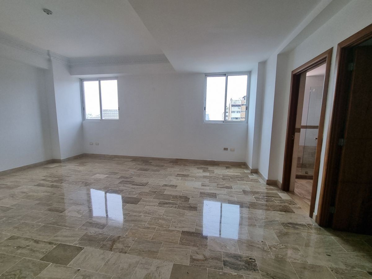 apartamentos - Alquiler de Amplio Apartamento en Naco 1