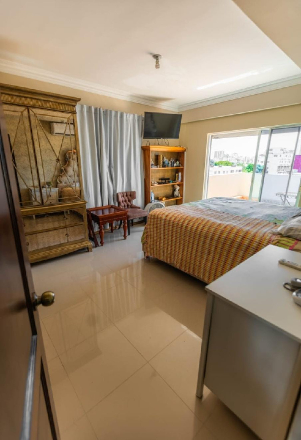 apartamentos - Apartamento de 4Habitaciones 3Baños en El Millon 3