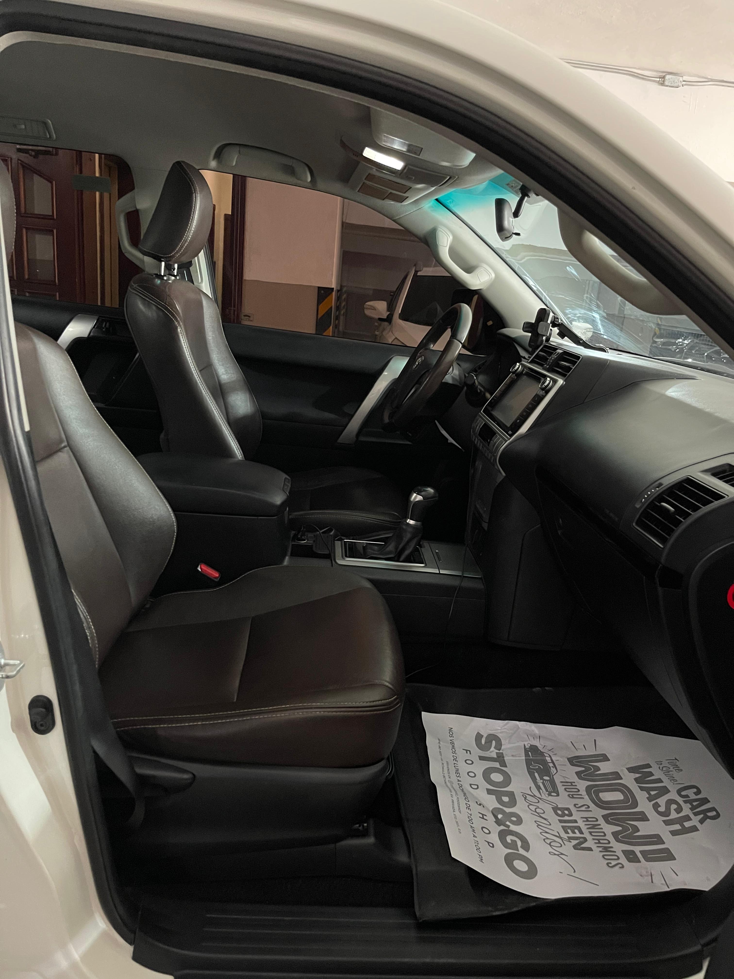 jeepetas y camionetas - Toyota Land Cruiser Prado TXL 2019 Diesel 7