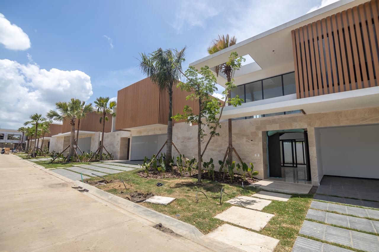 casas - CASA EN VENTA EN SANTIAGO. 2
