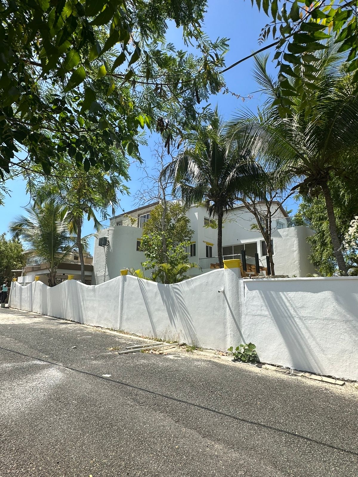 casas vacacionales y villas - Se Vende hermosa villa en Juan Dolio (Playa Caribe) 9