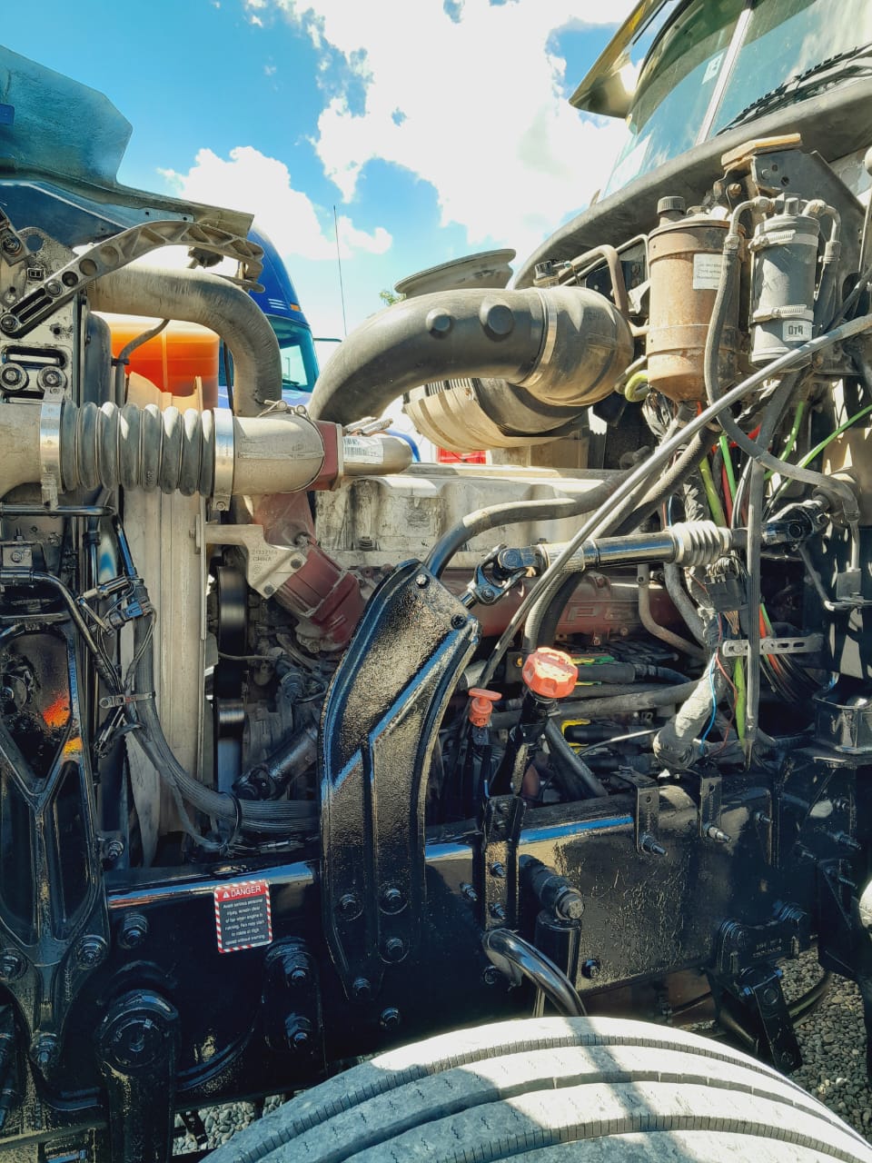 camiones y vehiculos pesados - MACK CHU613 600 3