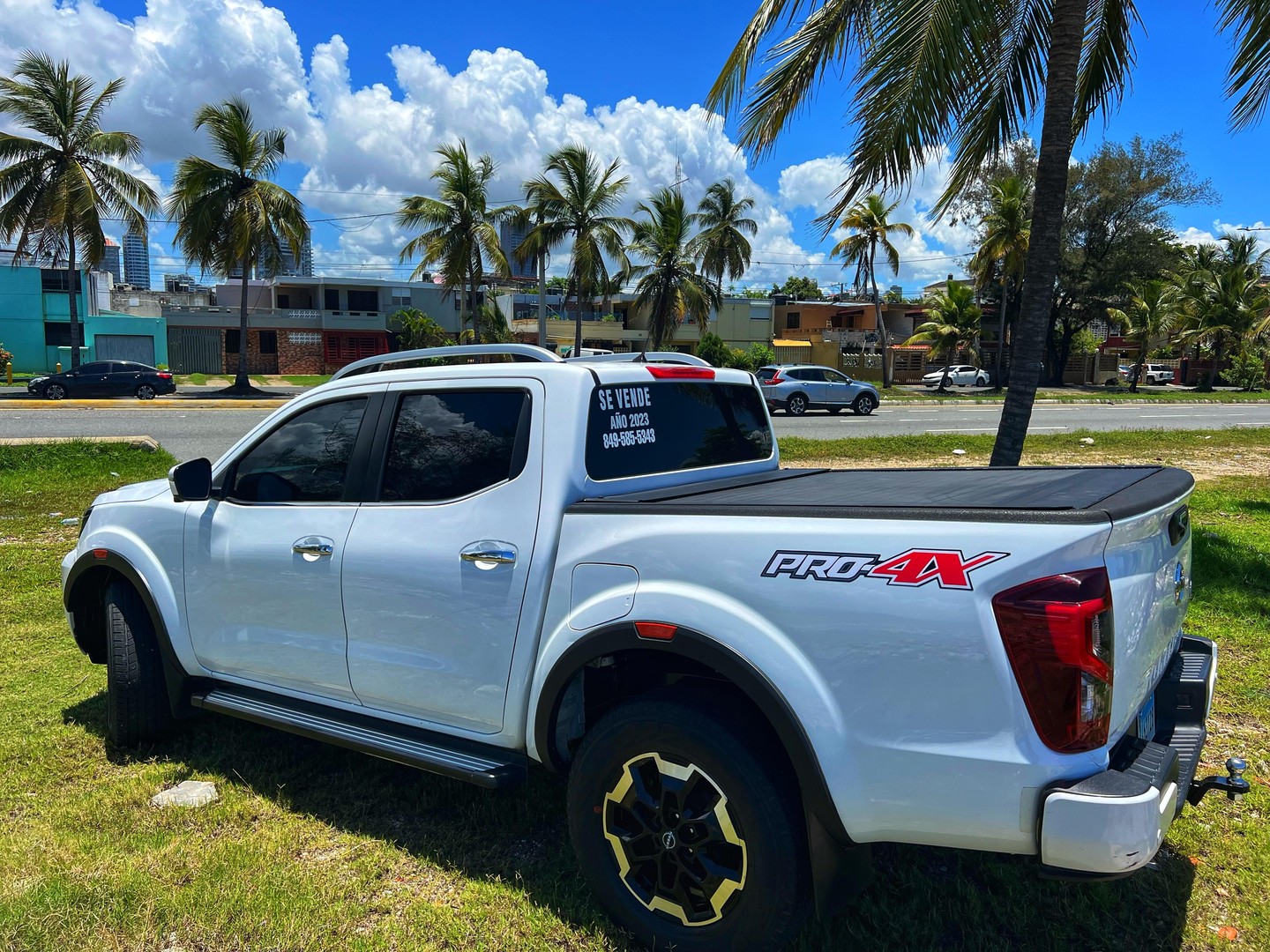 jeepetas y camionetas - Nissan Frontier np300 Le 2023 la más full  10