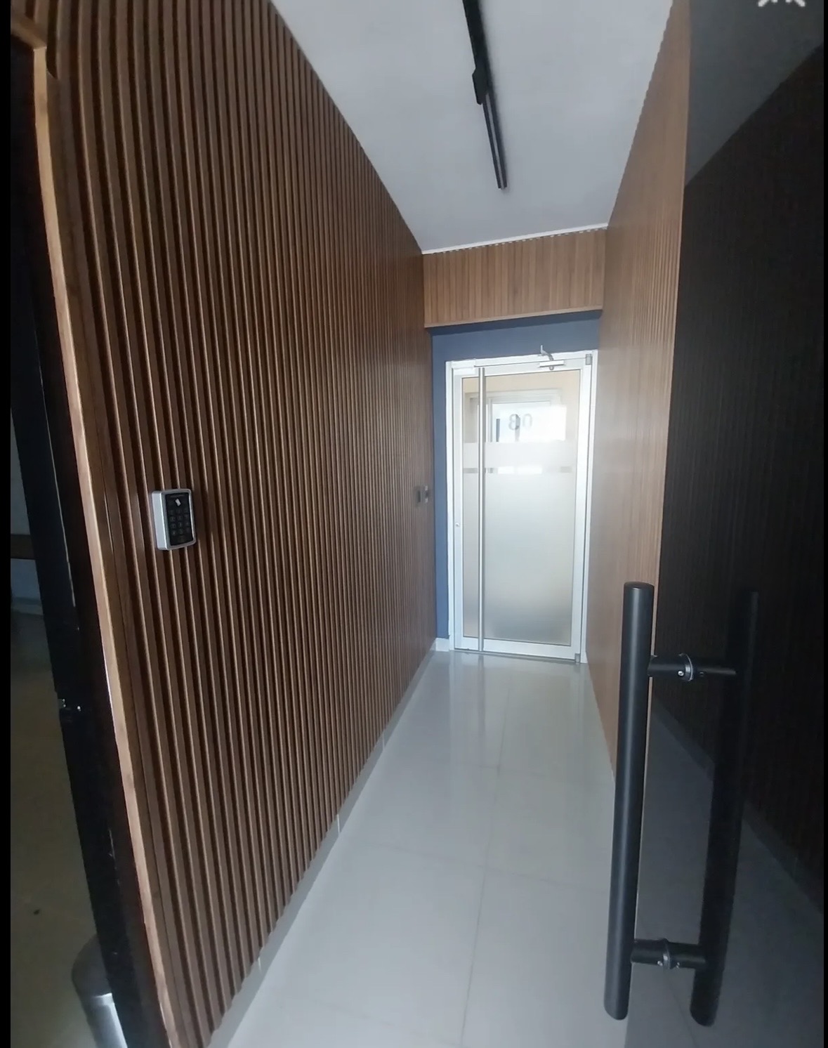 oficinas y locales comerciales - LOCAL COMERCIAL  4