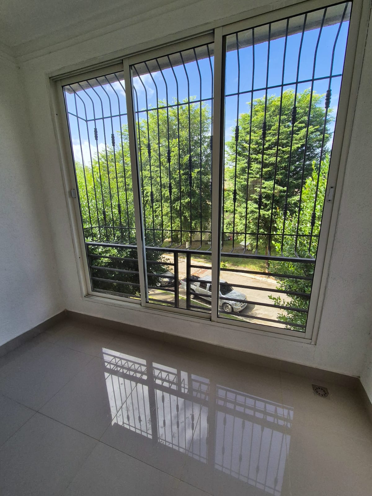 apartamentos - VENDO BELLO APARTAMENTO TERCER PISO .Residencial C 2
